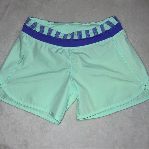 Girls Ivivva by Lululemon Shorts - Picture 2 of 5